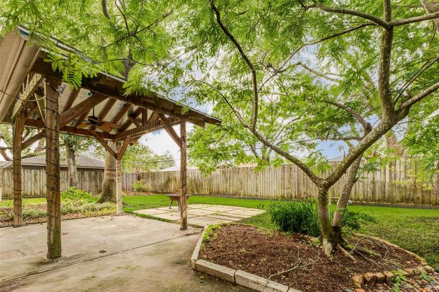 2103 Bethlehem Street, Houston, TX 77018