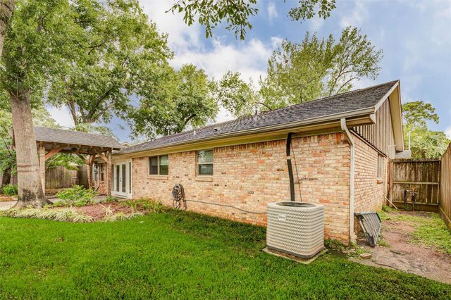 2103 Bethlehem Street, Houston, TX 77018