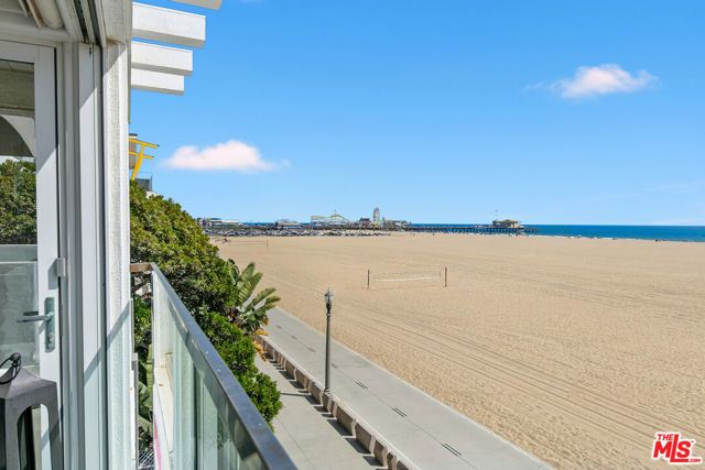 1341 Palisades Beach Road, Santa Monica, CA 90401