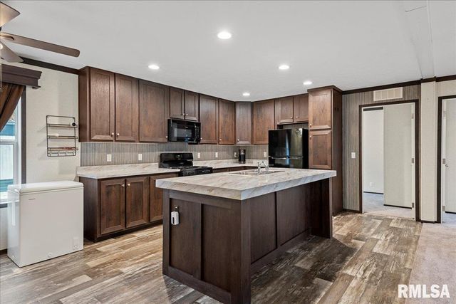 3725 N Peoria Rd Lot 203, Springfield, IL 62702