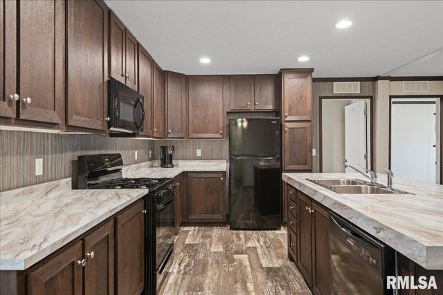 3725 N Peoria Rd Lot 203, Springfield, IL 62702