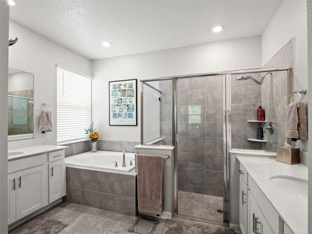 5764 ALENLON WAY, Mount Dora, FL 32757
