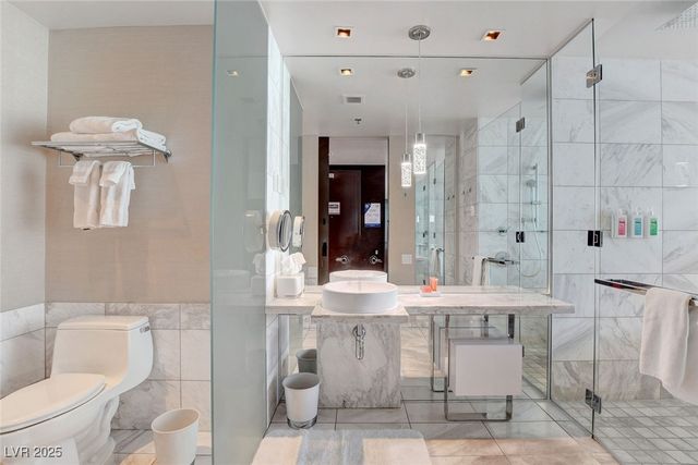 4381 West Flamingo Road 1206, Las Vegas, NV 89103