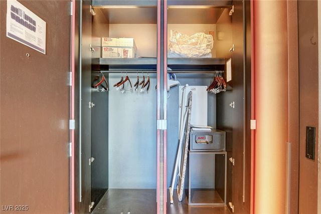 4381 West Flamingo Road 1206, Las Vegas, NV 89103