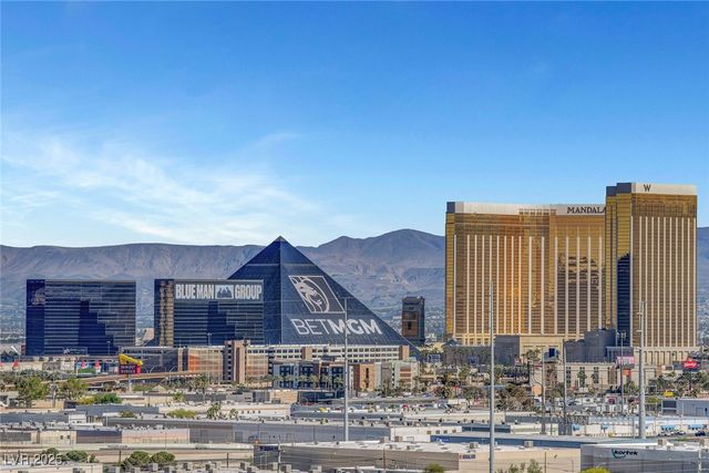 4381 West Flamingo Road 1206, Las Vegas, NV 89103