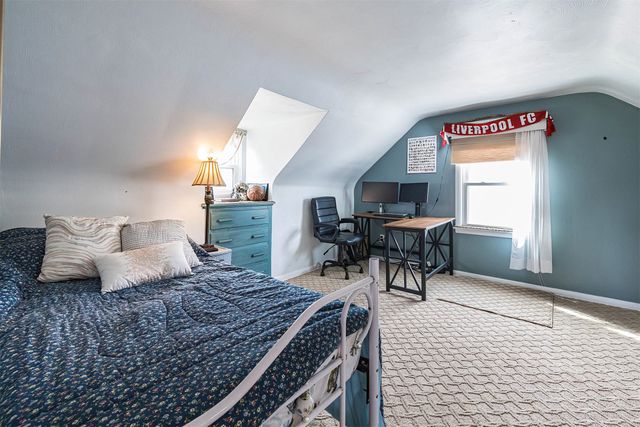 3332 W 10TH Street, Erie, PA 16505