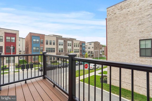 4770 TOWNE SQUARE BLVD, Suitland, MD 20746