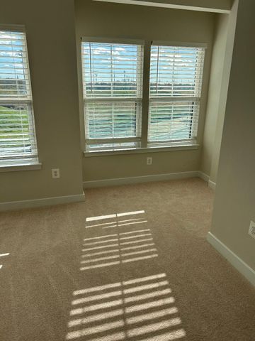 4770 TOWNE SQUARE BLVD, Suitland, MD 20746