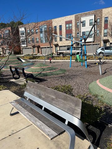4770 TOWNE SQUARE BLVD, Suitland, MD 20746