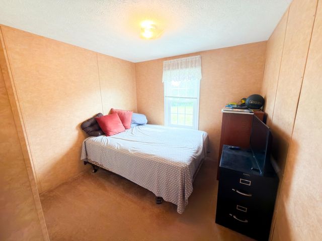 679 Bert Ridge Road, Science Hill, KY 42553