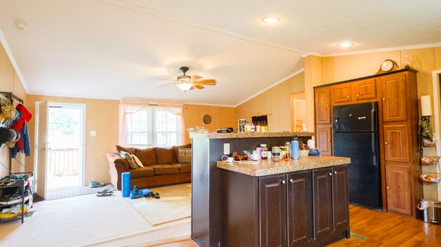 679 Bert Ridge Road, Science Hill, KY 42553