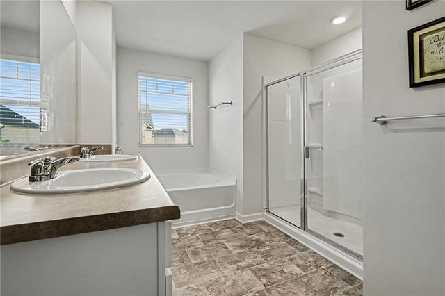 3462 Hawthorn Farm Boulevard, Loganville, GA 30052