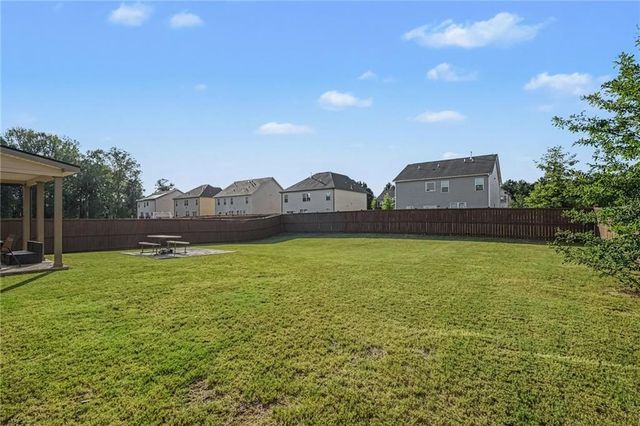 3462 Hawthorn Farm Boulevard, Loganville, GA 30052