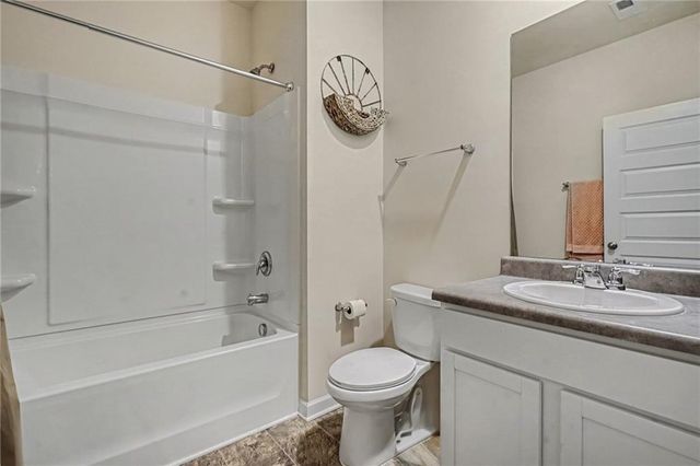 3462 Hawthorn Farm Boulevard, Loganville, GA 30052