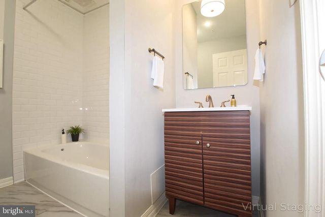 421 BRIDGEBORO ST, Riverside, NJ 08075