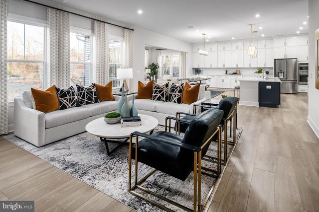 12801 CANOVA DR, Manassas, VA 20112