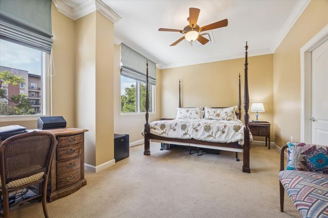 511 S Post Oak Lane 3D, Houston, TX 77056