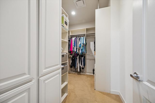 511 S Post Oak Lane 3D, Houston, TX 77056