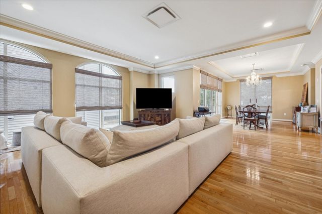 511 S Post Oak Lane 3D, Houston, TX 77056