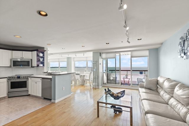 350 Revere Beach P2-13I, Revere, MA 02151