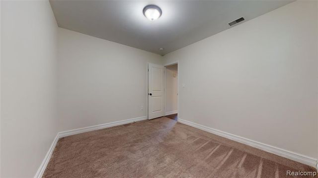 62 W Hayes Avenue, Hazel Park, MI 48030