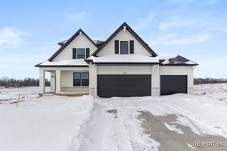 7105 Kettle Dale Avenue SE, Alto, MI 49302