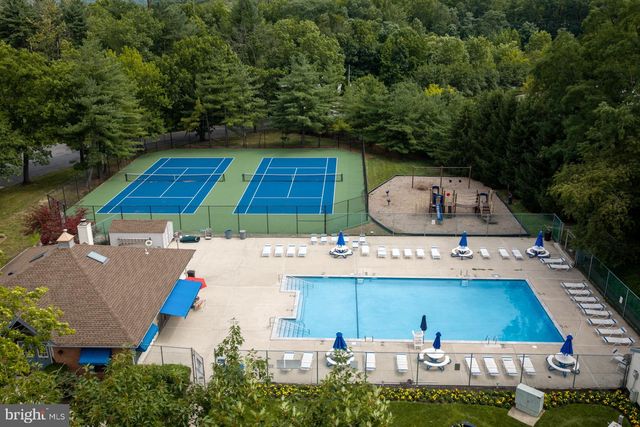20 CHAMBERLIN CT, Trenton, NJ 08648
