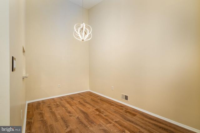 20 CHAMBERLIN CT, Trenton, NJ 08648