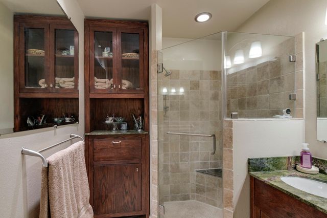 4306 Silverwood Drive, Houston, TX 77035