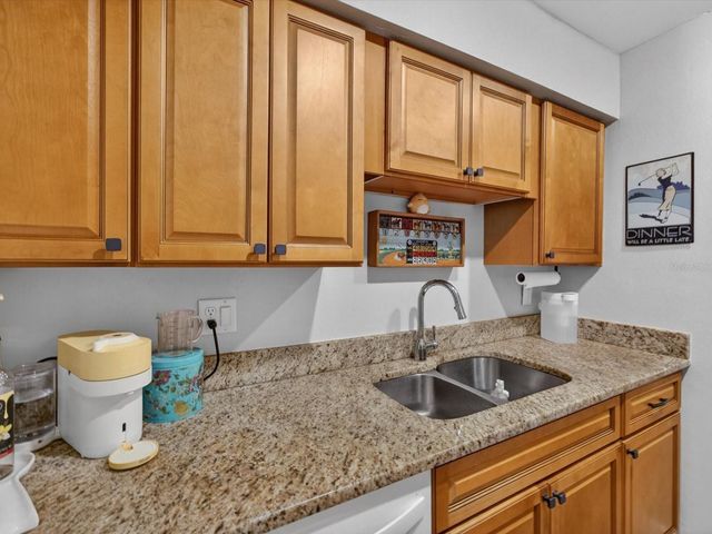 6110 CURRY FORD ROAD 219, Orlando, FL 32822