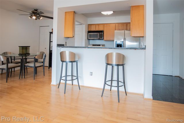 3559 Port Cove Drive, Waterford Charter Township, MI 48328