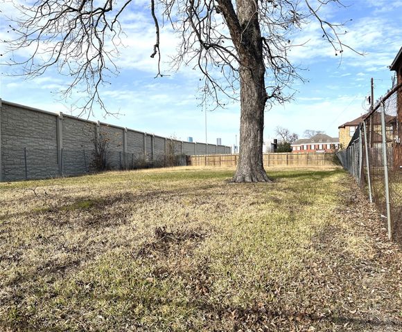 2209 Wichita Street, Houston, TX 77004