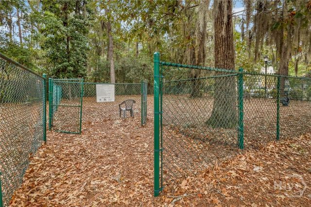 1733 Whitemarsh Way, Savannah, GA 31410