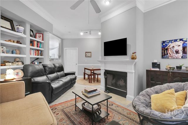 1733 Whitemarsh Way, Savannah, GA 31410