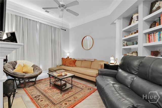 1733 Whitemarsh Way, Savannah, GA 31410