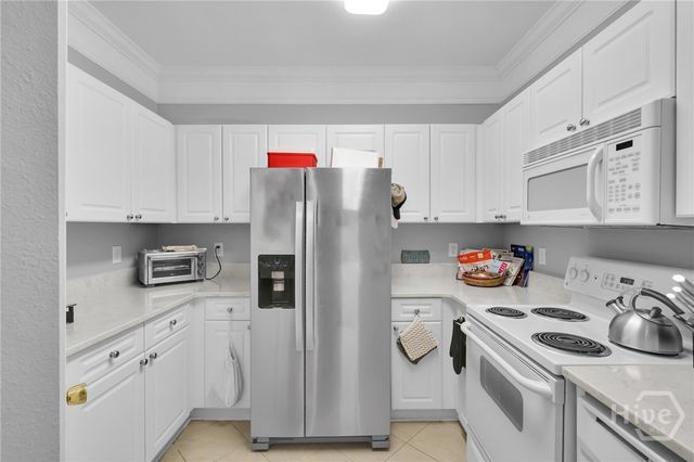1733 Whitemarsh Way, Savannah, GA 31410