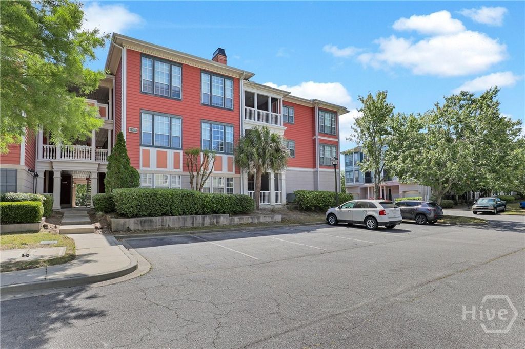 1733 Whitemarsh Way, Savannah, GA 31410