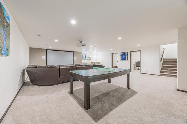 2432 Mcleod Drive E, West Fargo, ND 58078