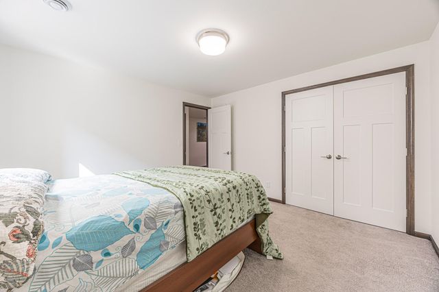 2432 Mcleod Drive E, West Fargo, ND 58078