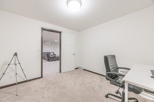 2432 Mcleod Drive E, West Fargo, ND 58078