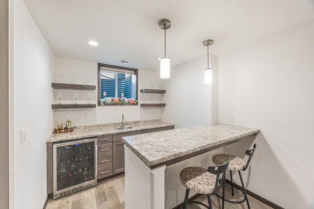 2432 Mcleod Drive E, West Fargo, ND 58078