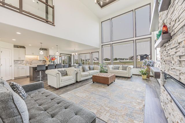 2432 Mcleod Drive E, West Fargo, ND 58078