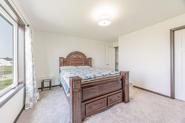 2432 Mcleod Drive E, West Fargo, ND 58078