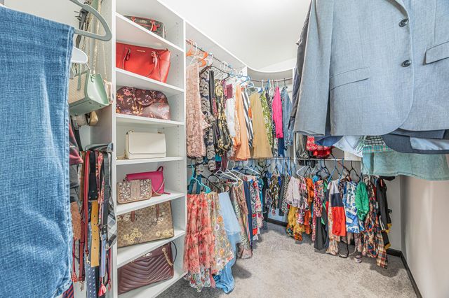 2432 Mcleod Drive E, West Fargo, ND 58078