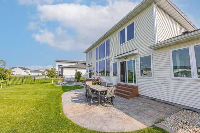 2432 Mcleod Drive E, West Fargo, ND 58078