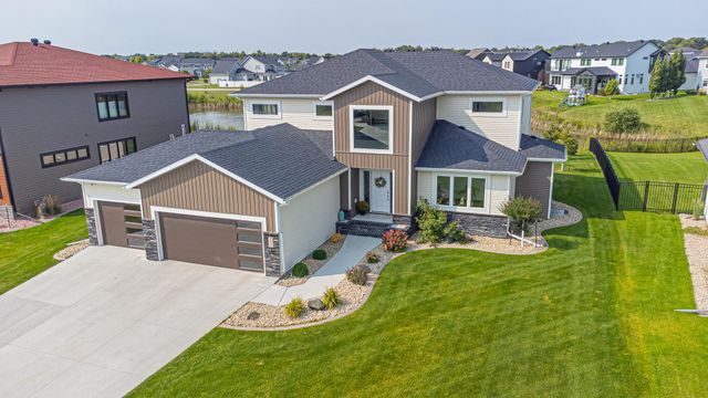 2432 Mcleod Drive E, West Fargo, ND 58078