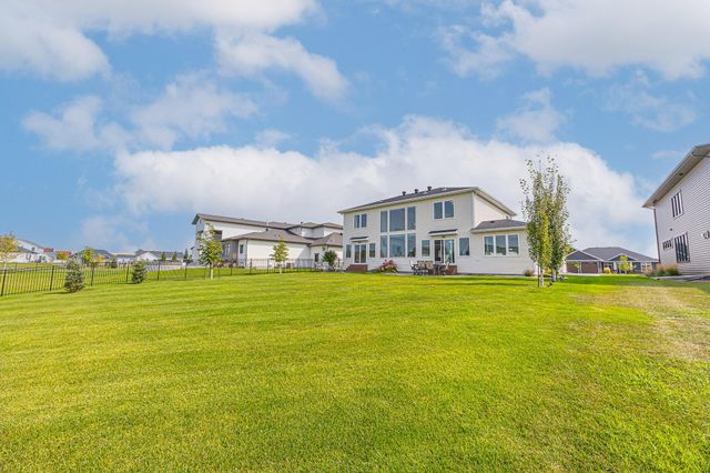 2432 Mcleod Drive E, West Fargo, ND 58078