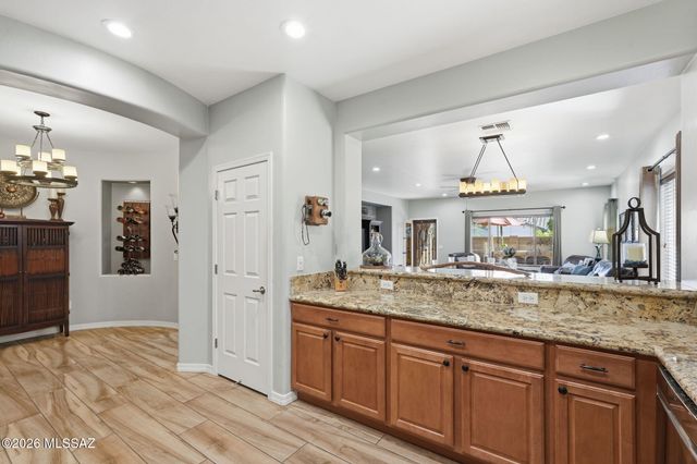 1257 W Versilia Drive, Oro Valley, AZ 85737