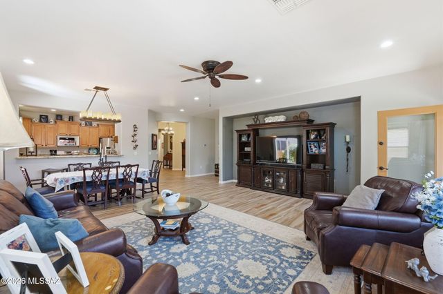 1257 W Versilia Drive, Oro Valley, AZ 85737