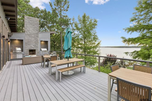 45 Lakeview Drive, Scroggins, TX 75480